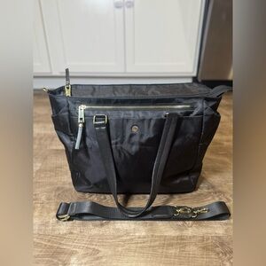 TRAVANTI LARGE BLACK RED LINING DIAPER TOTE BAG REMOVABLE STRAP